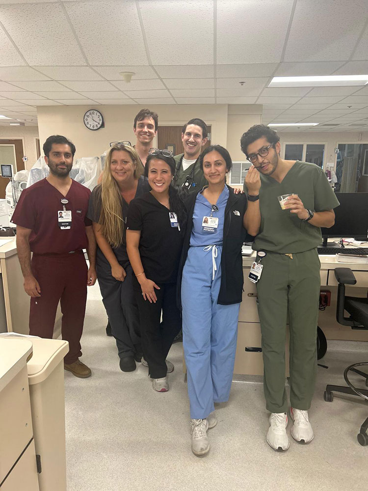 Group photo in the ICU